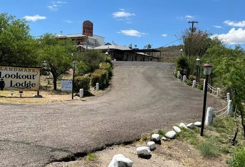 فندق Landmark Lookout Lodge