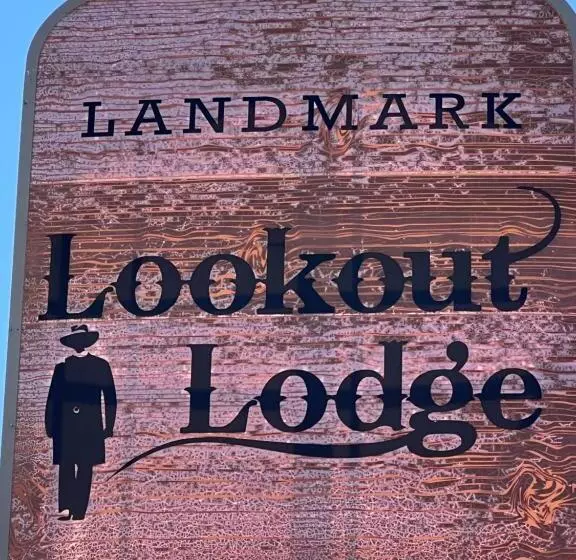 فندق Landmark Lookout Lodge