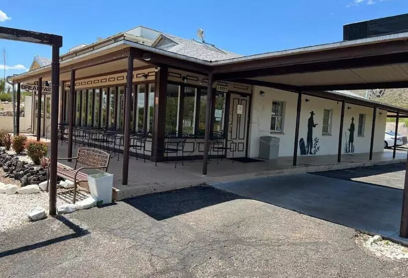 فندق Landmark Lookout Lodge