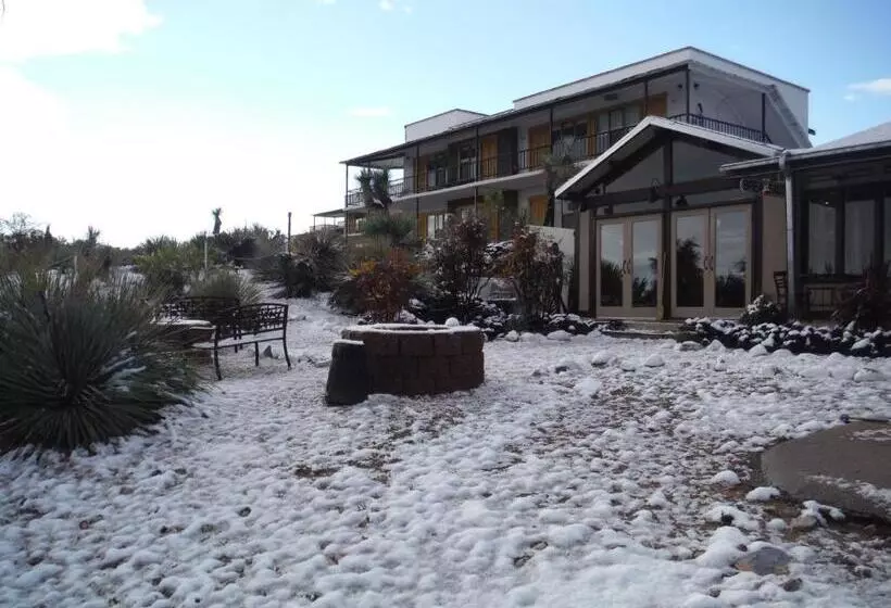 فندق Landmark Lookout Lodge