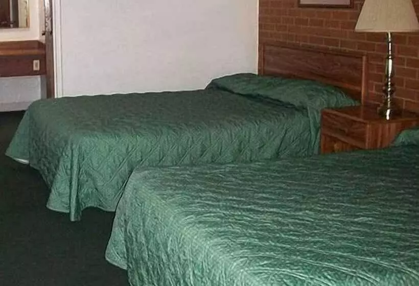 فندق Provo Travelers Inn