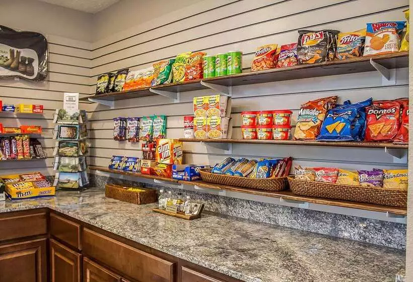 Отель Quality Inn