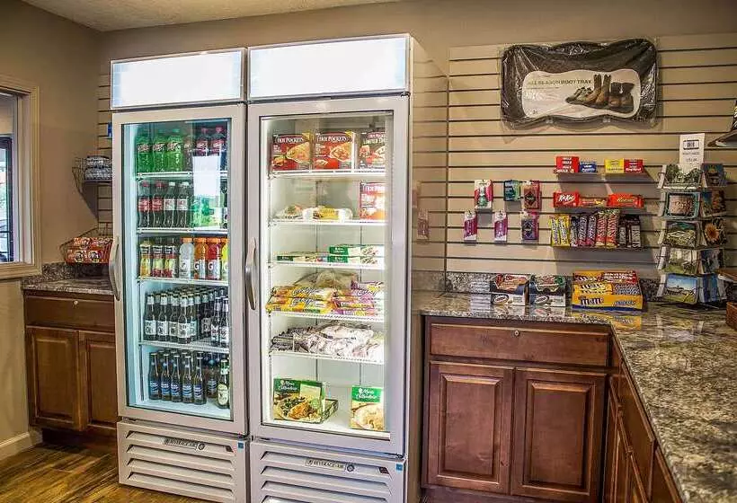 Отель Quality Inn