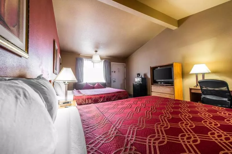 Отель Rodeway Inn