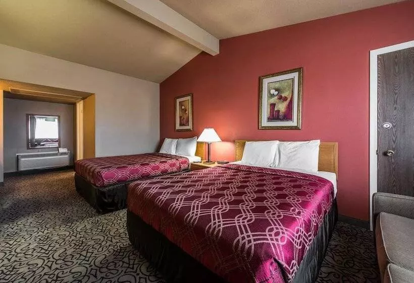 Отель Rodeway Inn