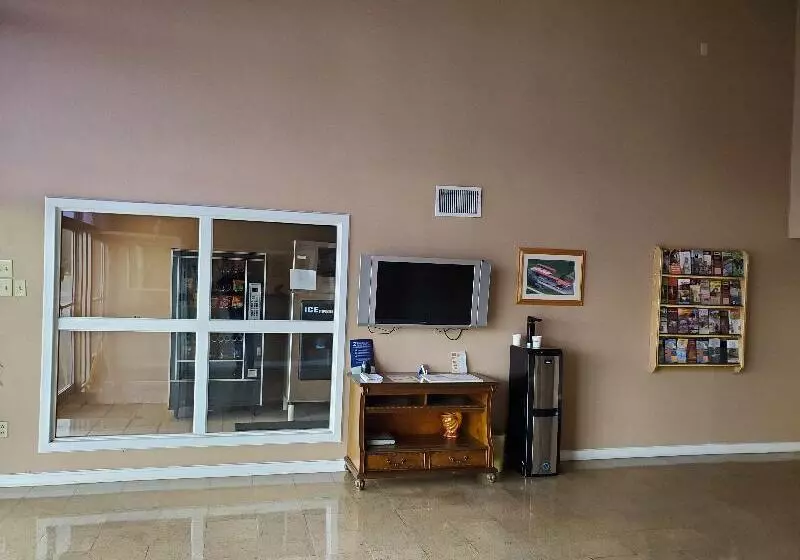 فندق Super 8 By Wyndham Little Rock/north/airport