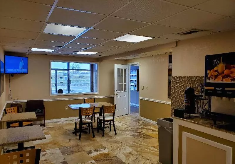 فندق Super 8 By Wyndham Little Rock/north/airport