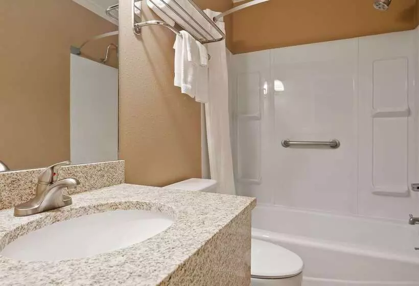 فندق Surestay  By Best Western Cameron