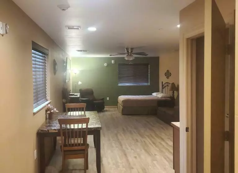 בית מלון כפרי Terrace Park Inn