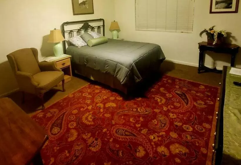 בית מלון כפרי Terrace Park Inn