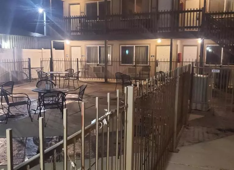 בית מלון כפרי Terrace Park Inn