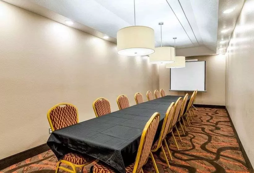 מוטל Quality Inn