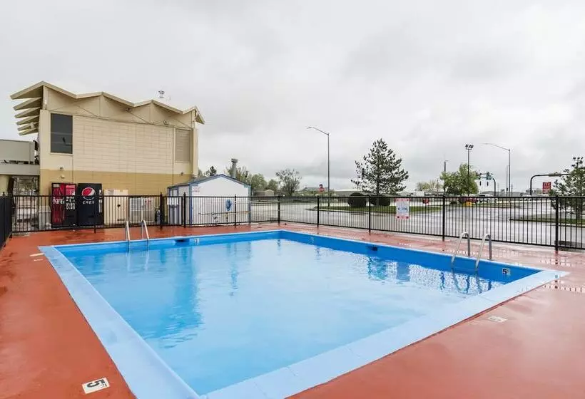 Otel Alamo Inn & Suites