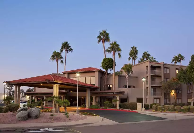 酒店 Best Western Plus Scottsdale Thunderbird Suites