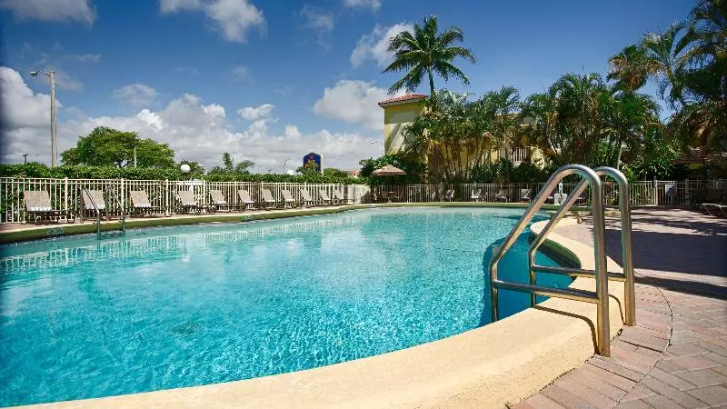 Hotel Oasis Boca Raton