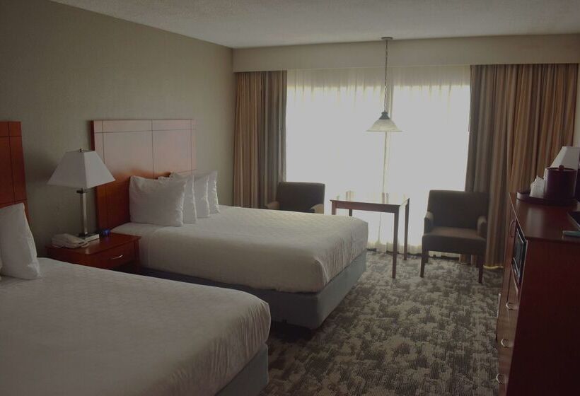 בית מלון כפרי Oasis Boca Raton