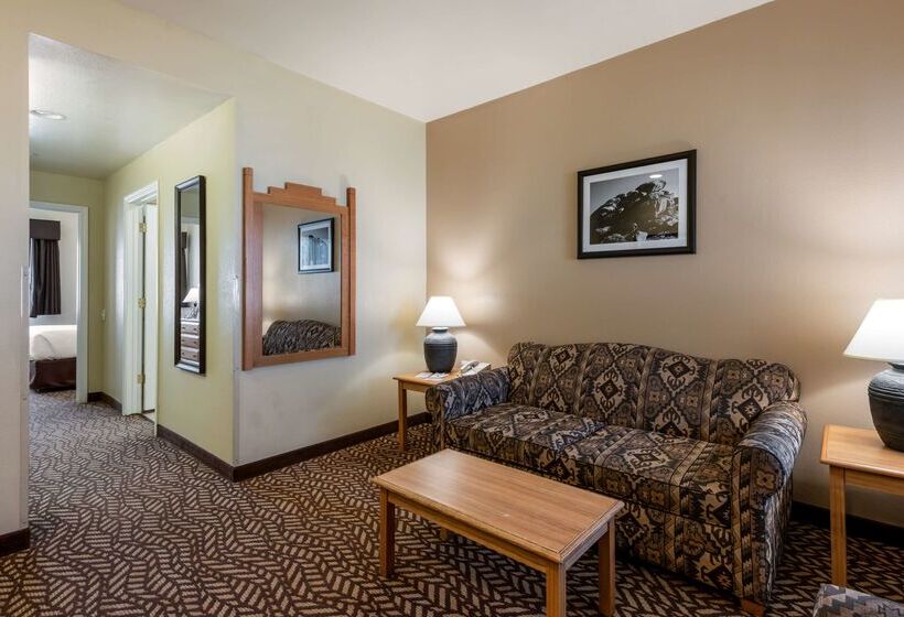 هتل Best Western Turquoise Inn & Suites