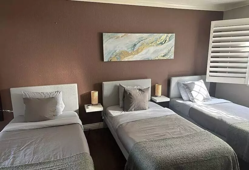 فندق Cabana Inn & Suites