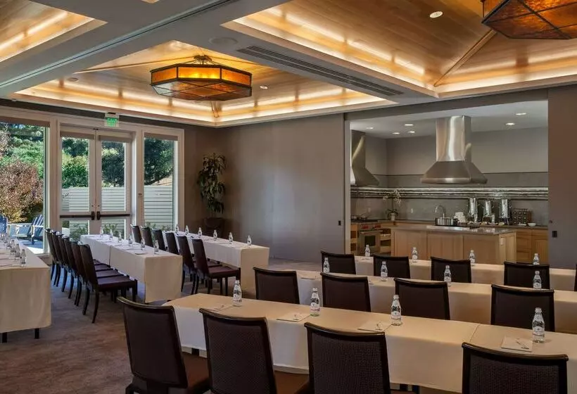 בית מלון כפרי Carmel Valley Ranch, In The Unbound Collection By Hyatt