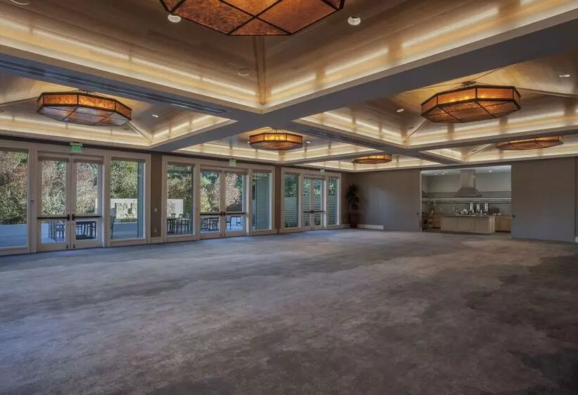 בית מלון כפרי Carmel Valley Ranch, In The Unbound Collection By Hyatt