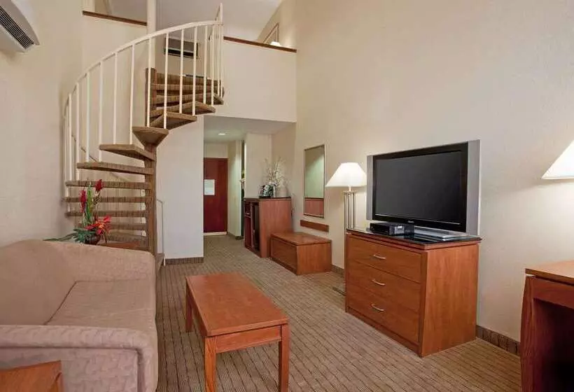 Century Park Hotel La