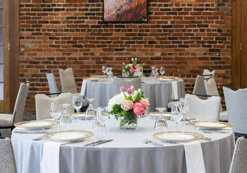 ホテル Columbus Marriott