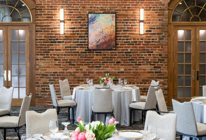 هتل Columbus Marriott