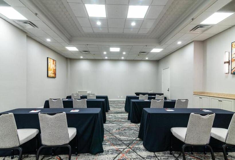 هتل Columbus Marriott