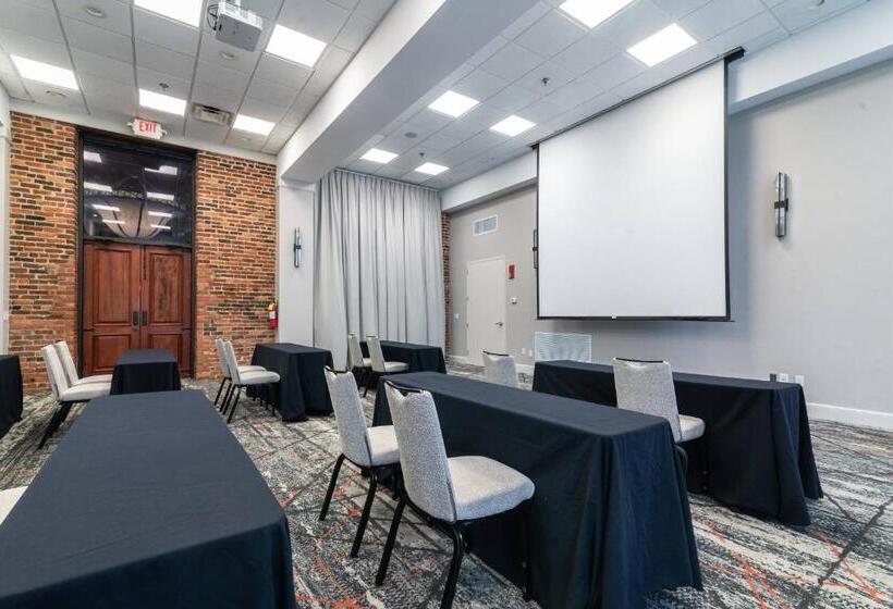 هتل Columbus Marriott