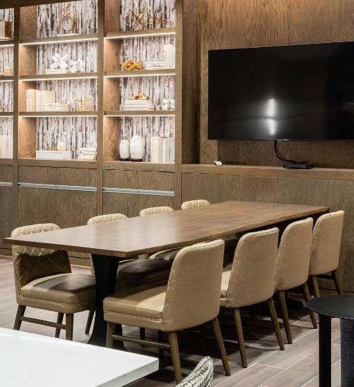 هتل Columbus Marriott