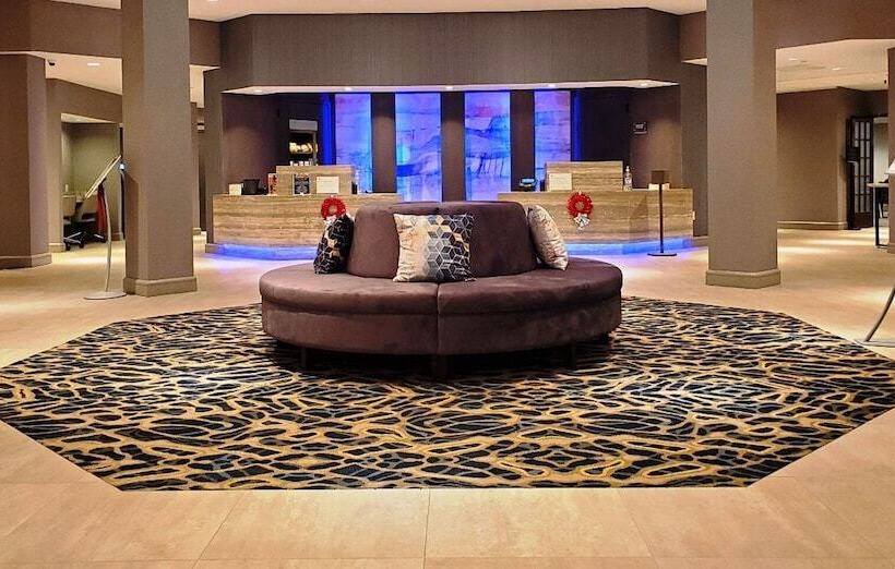 Otel Crowne Plaza Edison, An Ihg