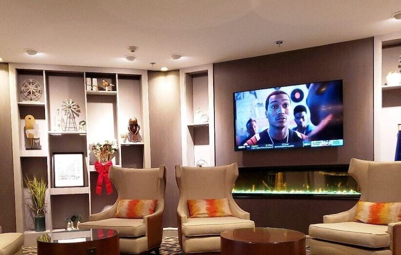 Otel Crowne Plaza Edison, An Ihg