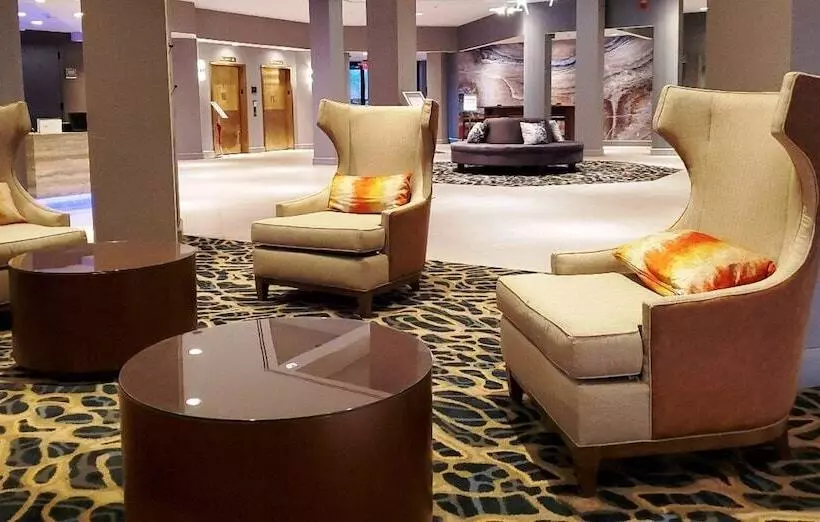 Hotel Crowne Plaza Edison, An Ihg