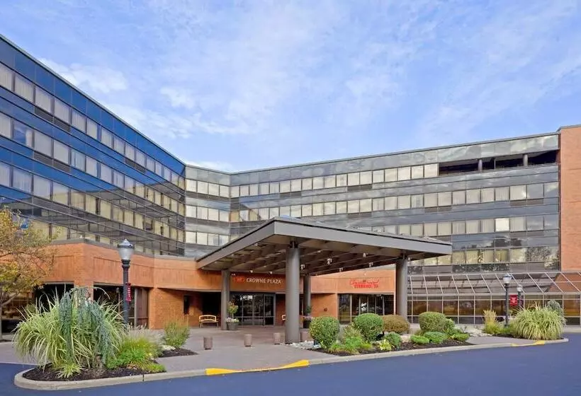 Hotel Crowne Plaza Edison, An Ihg