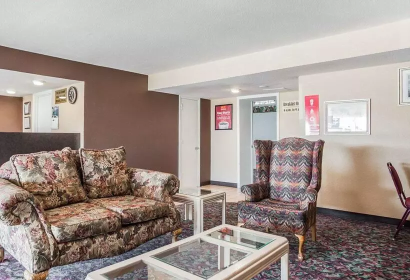 בית מלון כפרי Econo Lodge Jefferson City