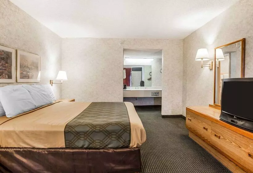 בית מלון כפרי Econo Lodge Jefferson City