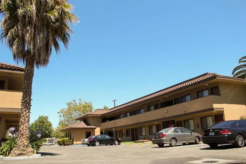 فندق Signature Inn San Jose