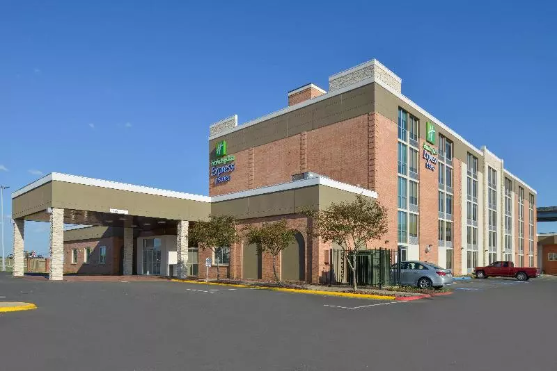 בית מלון כפרי Holiday Inn Express & Suites   Shreveport   Downtown, An Ihg