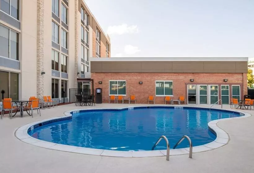 בית מלון כפרי Holiday Inn Express & Suites   Shreveport   Downtown, An Ihg