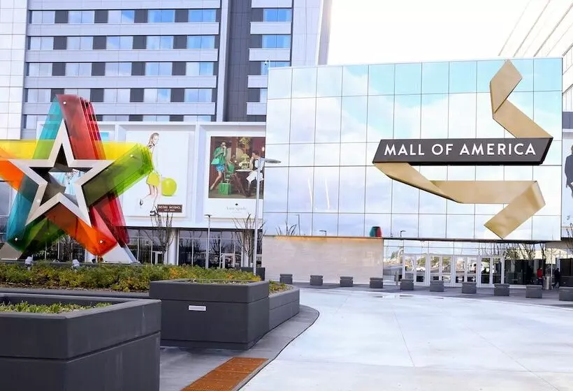 Szálloda Holiday Inn Express & Suites Bloomington West, An Ihg