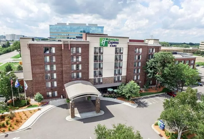 Szálloda Holiday Inn Express & Suites Bloomington West, An Ihg