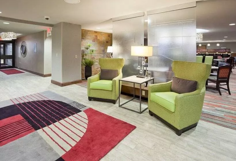 Szálloda Holiday Inn Express & Suites Bloomington West, An Ihg
