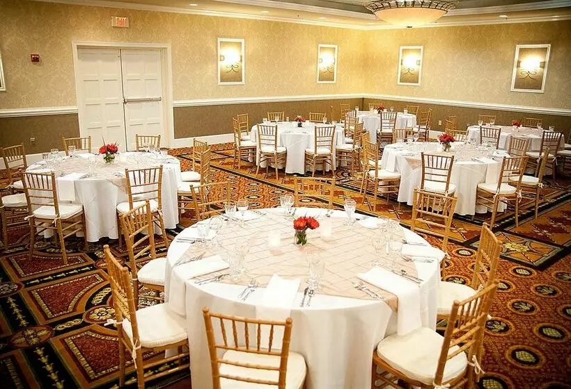 Otel Holiday Inn University-Blacksburg 