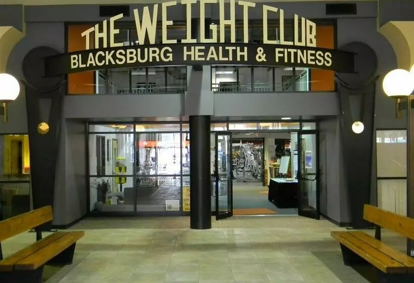 Otel Holiday Inn University-Blacksburg 