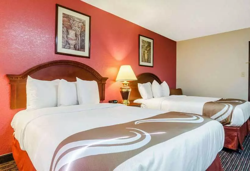 ホテル Quality Inn South