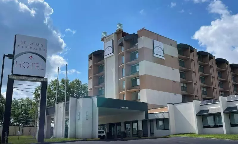 فندق Saint Louis Airport