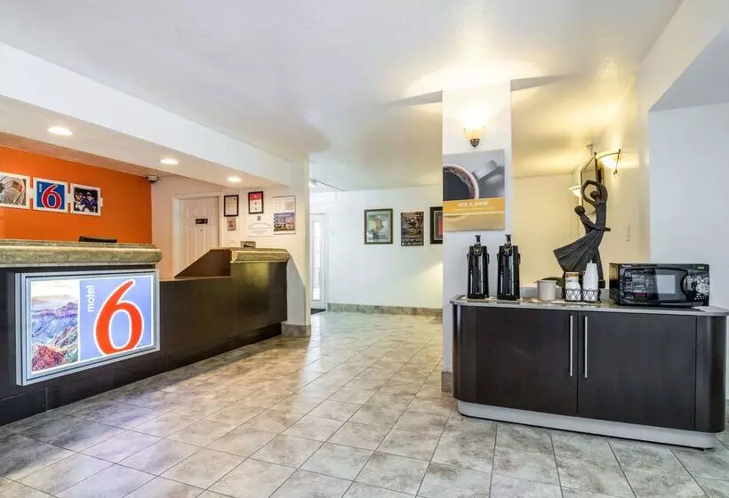 Motel 6 Glendale Az