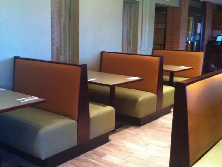 Мотель Quality Inn East Stroudsburg  Poconos