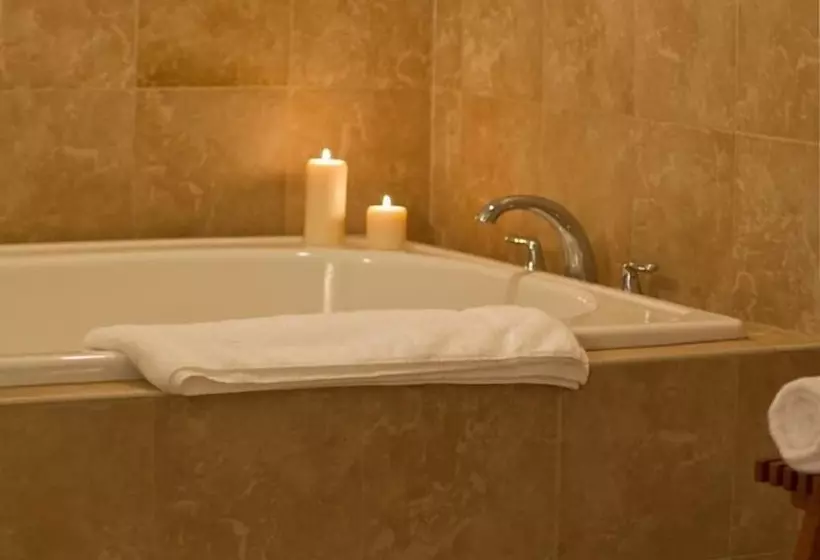 Мотель Quality Inn East Stroudsburg  Poconos