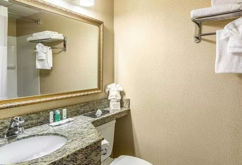 Мотель Quality Inn East Stroudsburg  Poconos